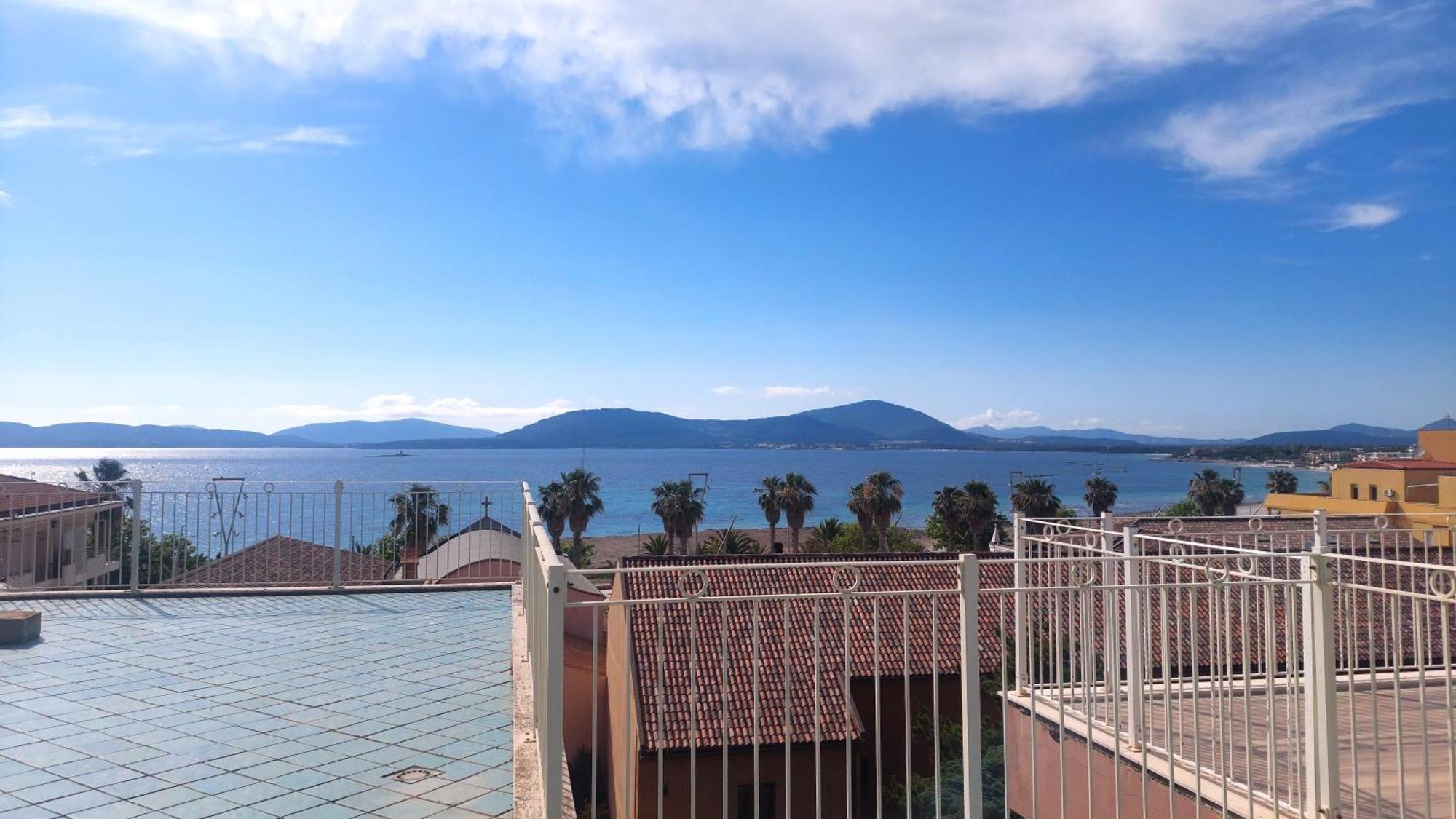 Lovealghero Stanze In Attico Vista Mare Alghero Exterior foto