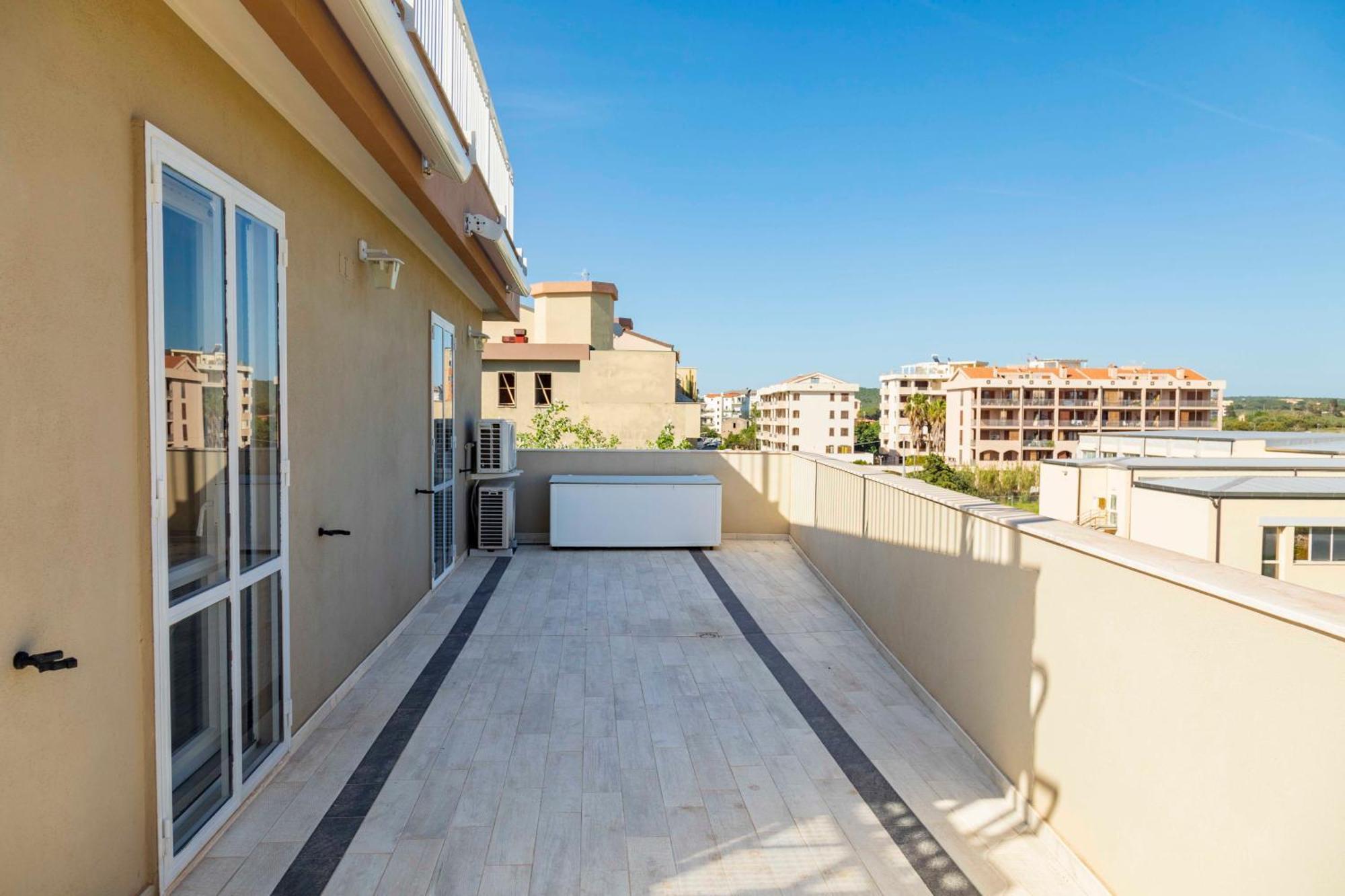 Lovealghero Stanze In Attico Vista Mare Alghero Exterior foto